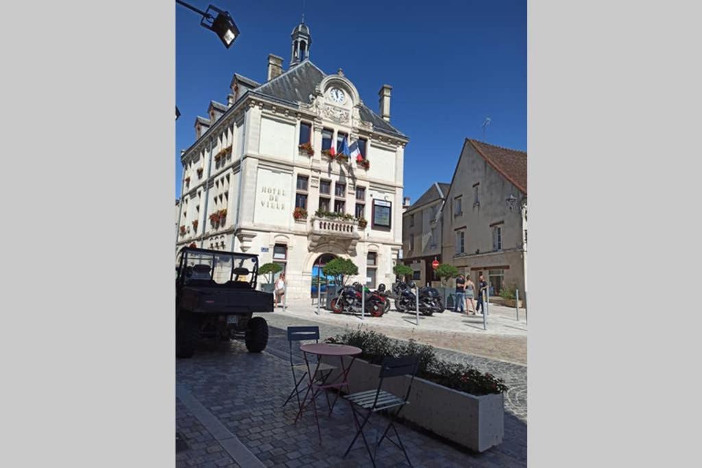 Studio Charmant avec vue magnifique! Montrichard Extérieur photo