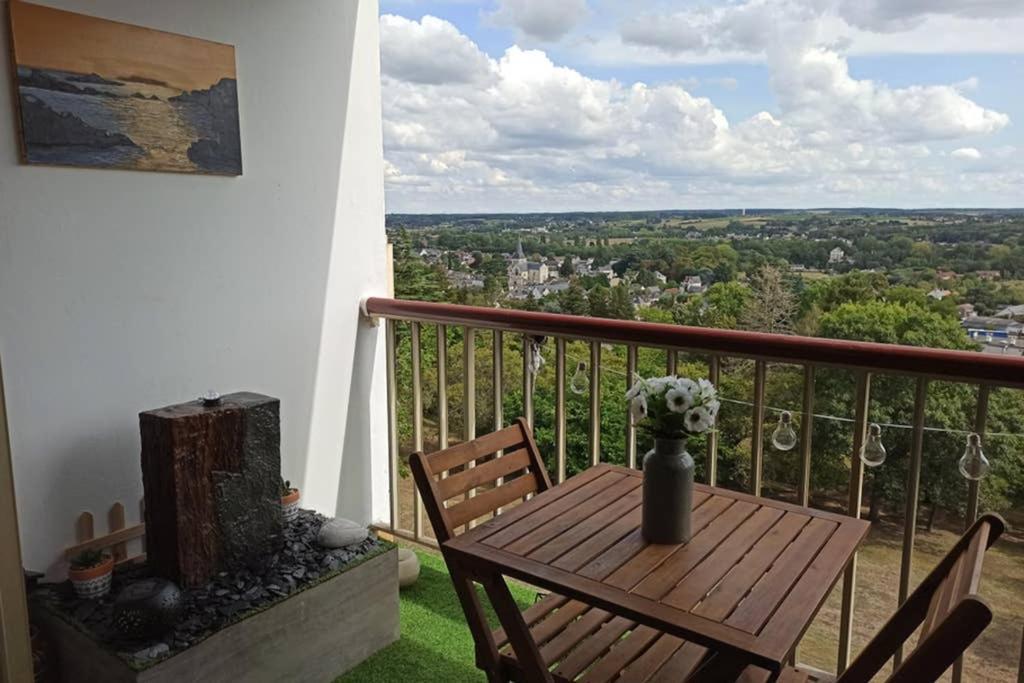 Studio Charmant avec vue magnifique! Montrichard Extérieur photo